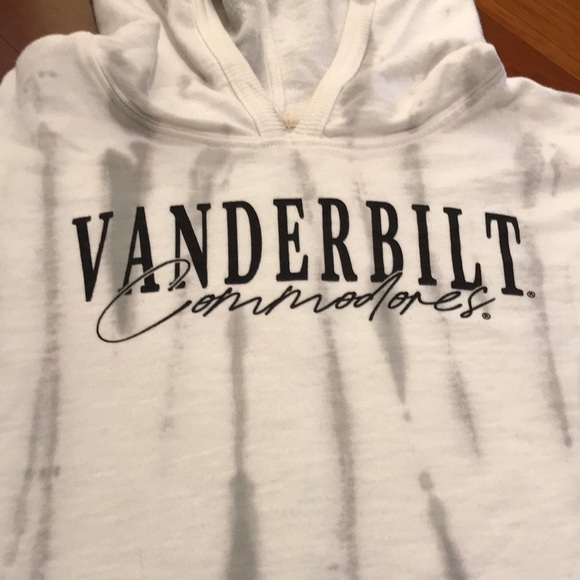 Vanderbilt Commodore merch Hoodie cropped size small - Picture 2 of 6